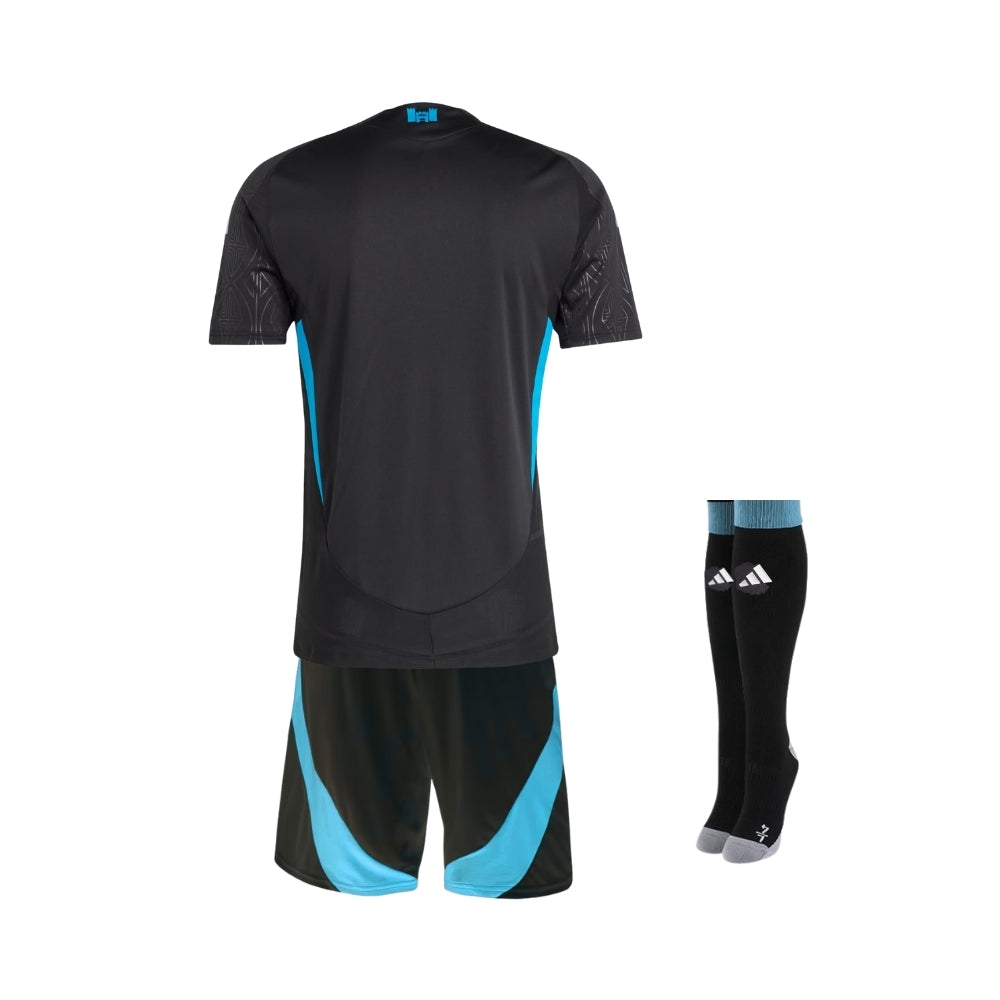 Kit - Charlotte Extérieur 25/26