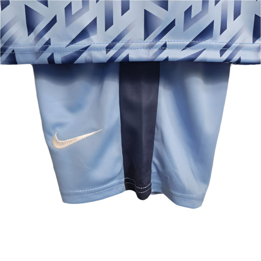 Kit - Angleterre Extérieur 22/23